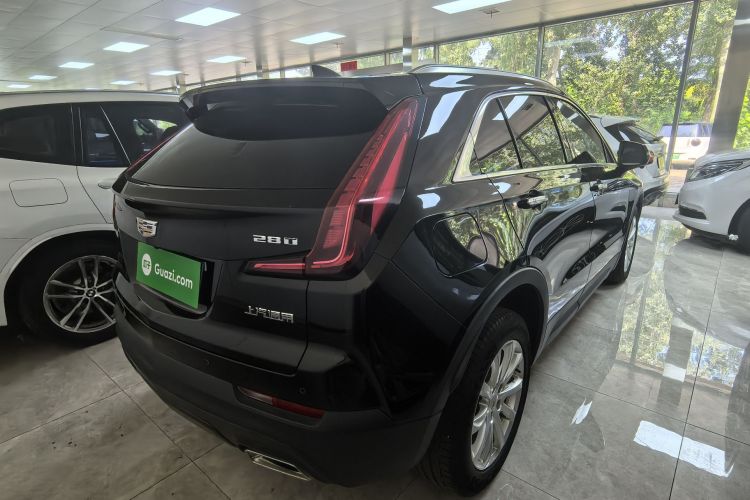 凯迪拉克XT4 2021款 28T 两驱技术型车身外观6005