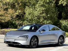 鸿蒙智行 智界S7 2024款 Max+ 后驱超航智驾版