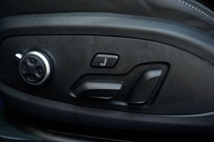 奥迪S5 2023款 S5 3.0T Coupe中控内饰7010