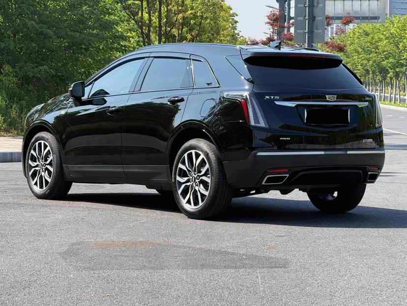 凯迪拉克XT5 2023款 2.0T 四驱尊贵型（至臻版）(3)