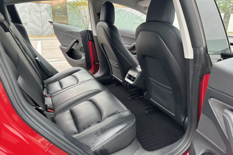 特斯拉 Model 3 2020款 改款 标准续航后驱升级版中控内饰7001