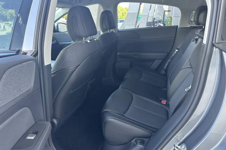 小鹏G6 2023款 580 长续航 Max中控内饰7004