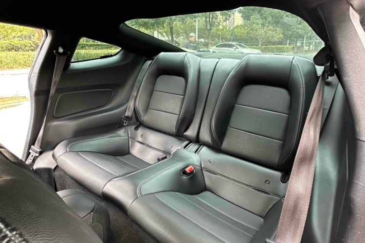 福特 Mustang 2020款 2.3L EcoBoost中控内饰7006