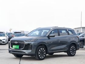 奇瑞 瑞虎8 PLUS 2025款 290TGDI DCT尊贵型 5座