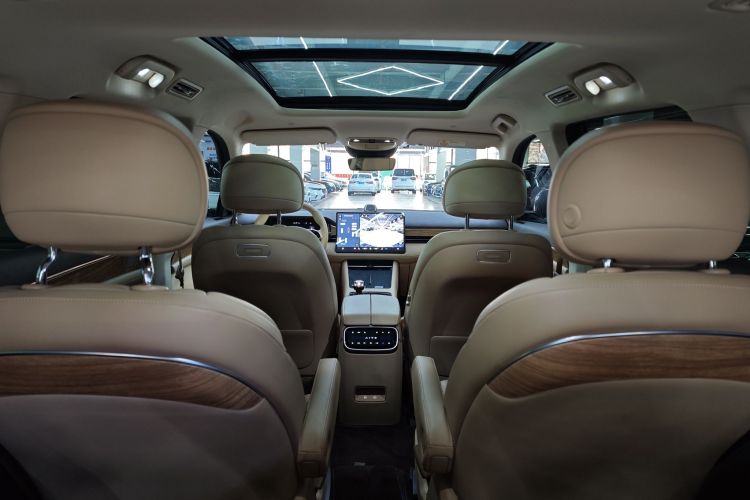 鸿蒙智行 问界M7 2024款 1.5T 智驾四驱Max版 6座中控内饰7012