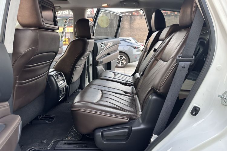 英菲尼迪QX60(进口) 2014款 3.5L 四驱全能版中控内饰7001