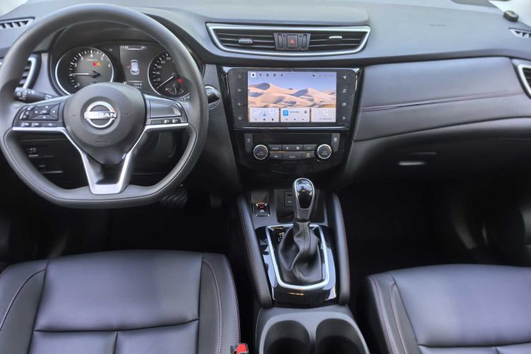 日产 逍客 2023款 经典 2.0L CVT XV舒适版中控内饰7001