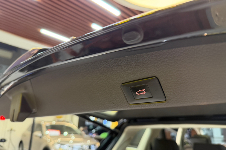 大众 途锐 2017款 3.0TSI 拓野型中控内饰7007