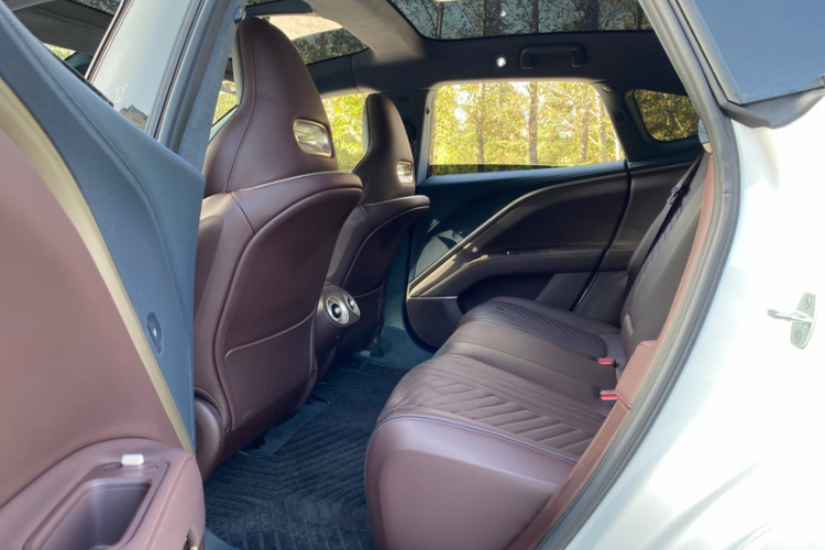 阿维塔11 2022款 长续航双电机奢享版 5座中控内饰7004