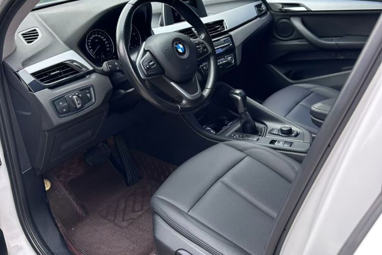 宝马X1 2019款 sDrive20Li 领先型中控内饰7001