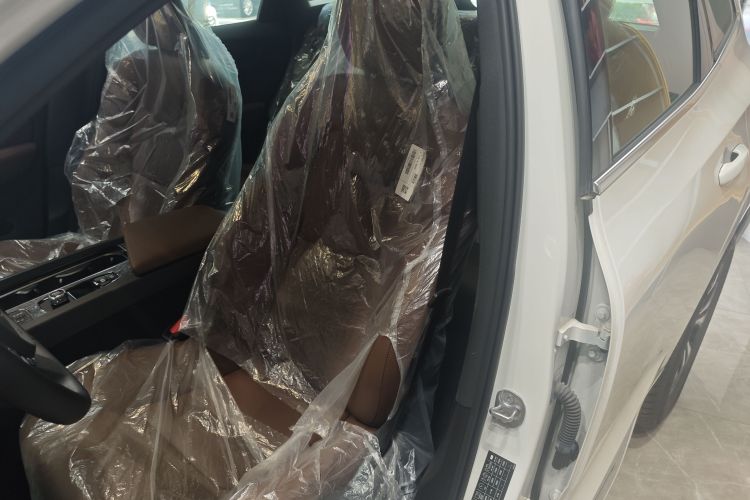 沃尔沃XC60 2024款 B5 四驱智逸豪华版中控内饰7001