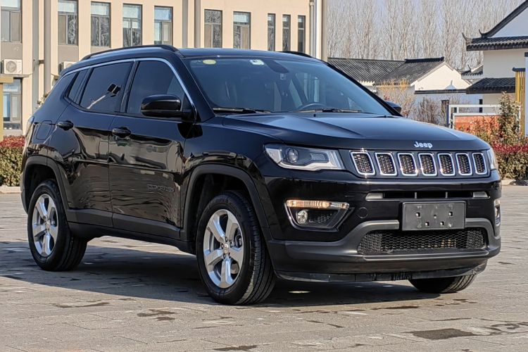 Jeep 指南者 2017款 200T 自动家享四驱版车身外观6002