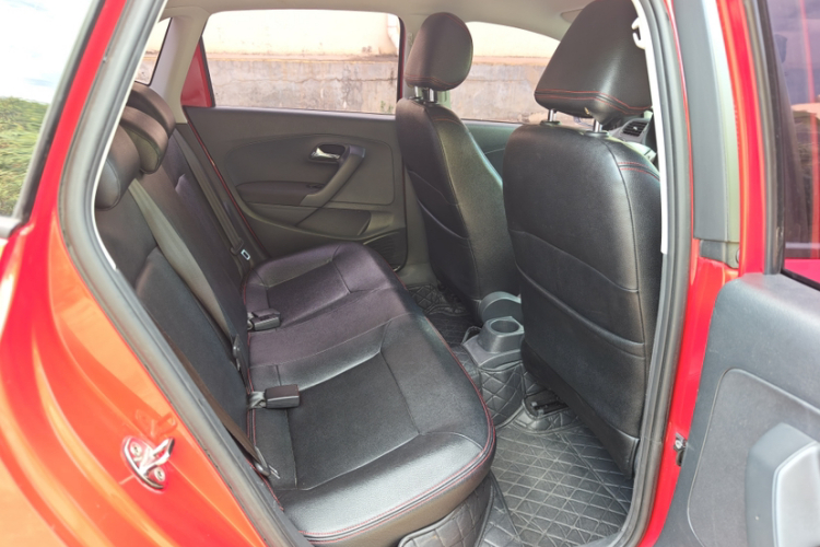 大众 Polo 2016款 1.4L 自动风尚型中控内饰7002