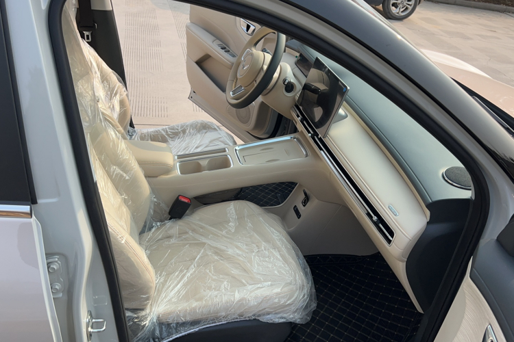 五菱汽车 缤果S 2025款 325km 尊享款中控内饰7002