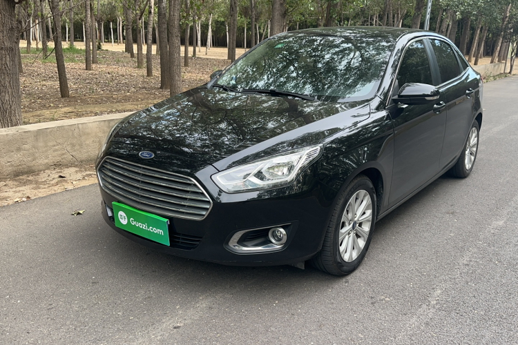 福特 福睿斯 2015款 1.5L 自动时尚型车身外观6002