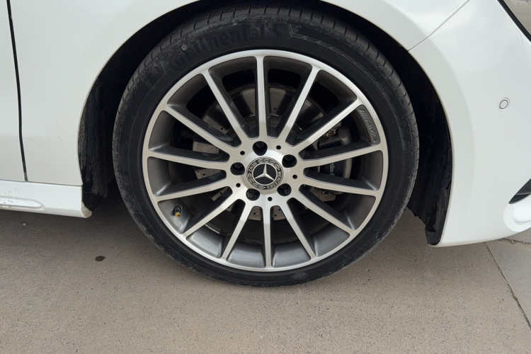 奔驰CLA 2018款 CLA 220 4MATIC车身外观6003