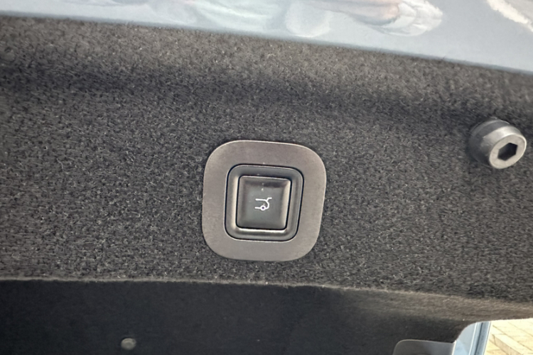 零跑汽车 零跑B01 2025款 650悦享版中控内饰7002