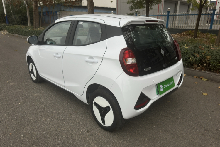 江铃集团新能源 易至EV2 2026款 PLUS+ 舒适型车身外观6005