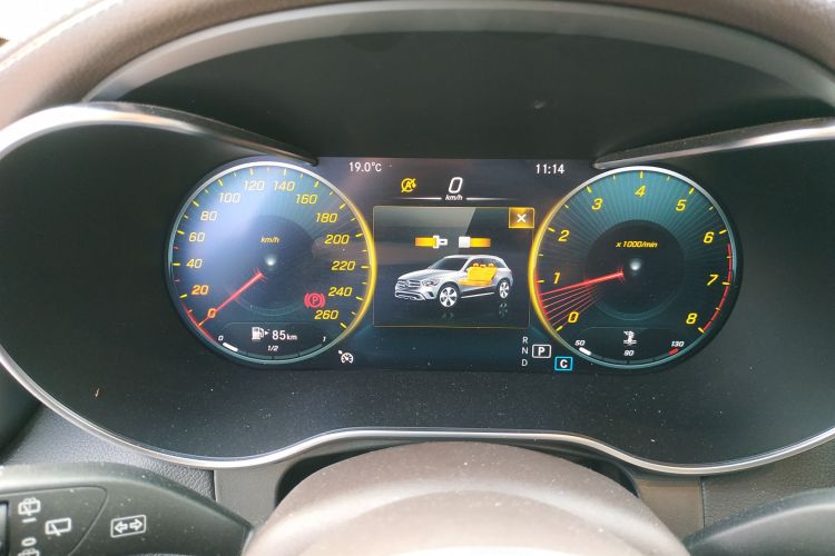 奔驰GLC 2021款 GLC 260 L 4MATIC 豪华型局部细节14