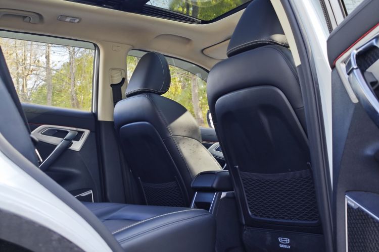 吉利汽车 博越 2018款 2.0L 手动两驱智雅型中控内饰7003