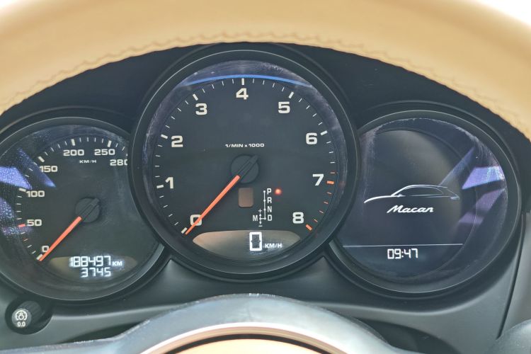 保时捷 2014款 Macan 2.0T中控内饰15