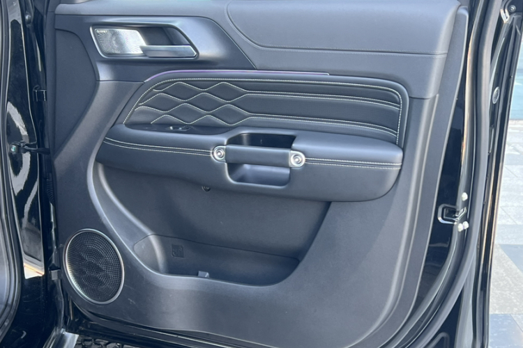 坦克300 2023款 2.0T 铁骑02中控内饰7007