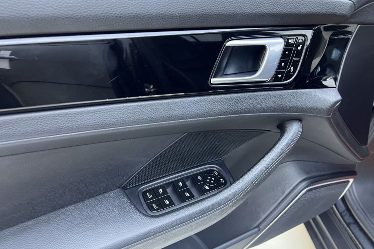 保时捷 2017款 Panamera 3.0T中控内饰7009