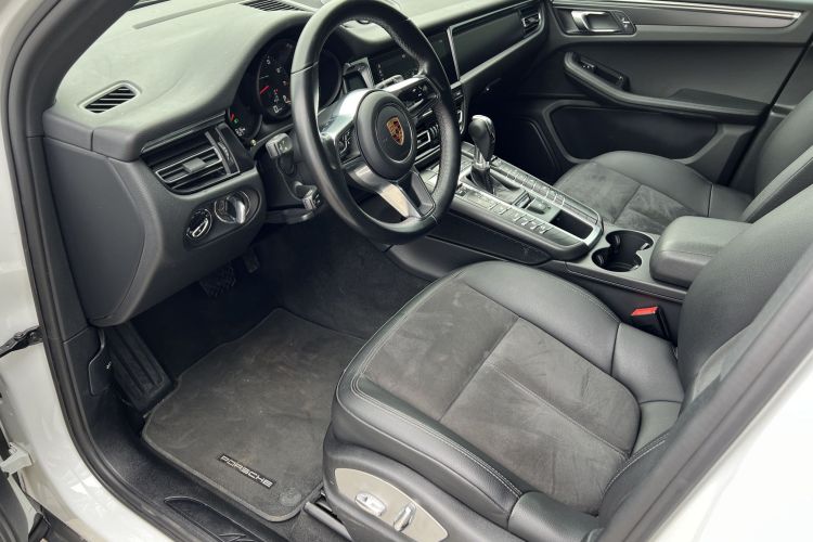 保时捷 2018款 Macan 2.0T中控内饰7002