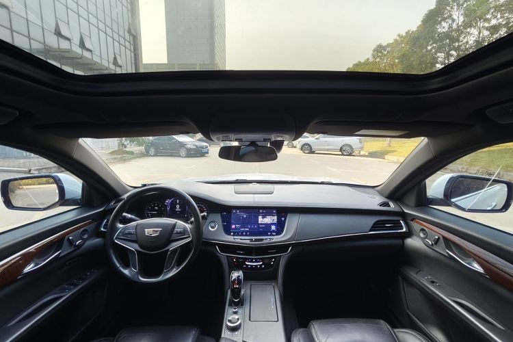 凯迪拉克CT6 2021款 28T 精英型中控内饰7009