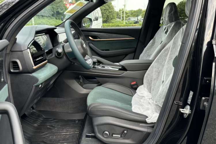 吉利汽车 星越L智擎 2024款 1.5T 天宫版中控内饰7014