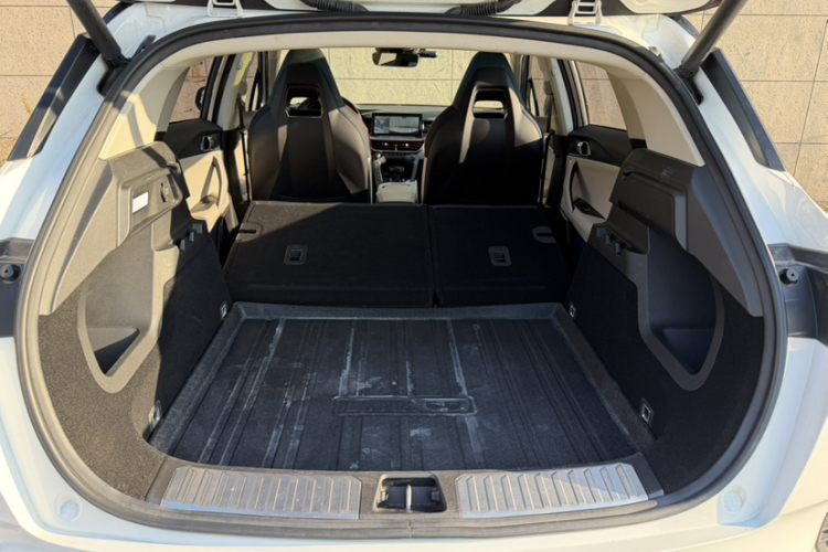 领克06 2020款 1.5T 耀Halo局部细节9004