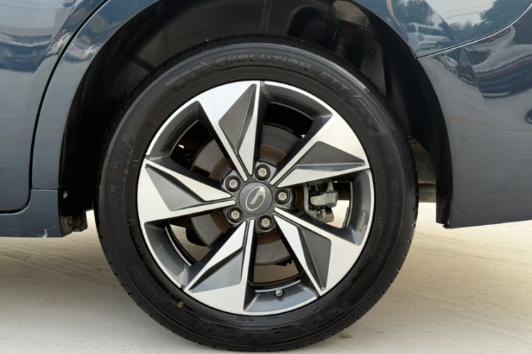 广汽传祺 传祺M6 2021款 PRO 270T 自动豪华版车身外观6008