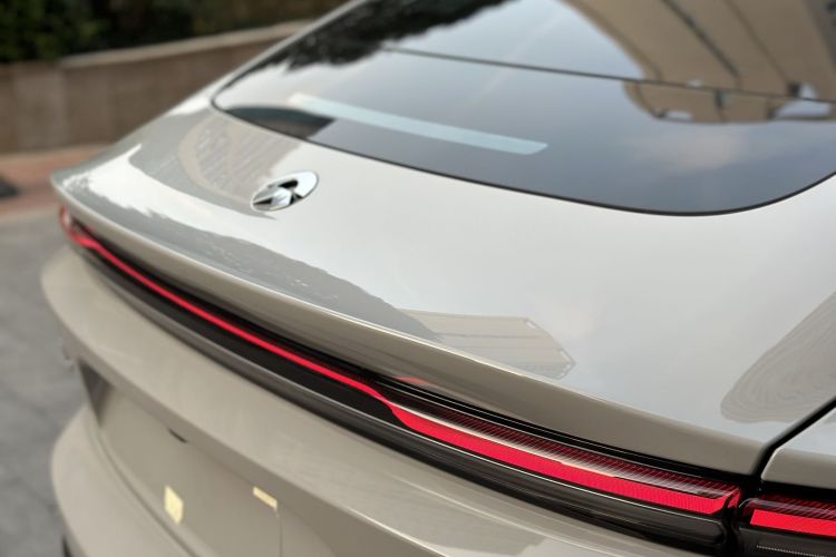 蔚来ET5 2025款 75kWh车身外观6008