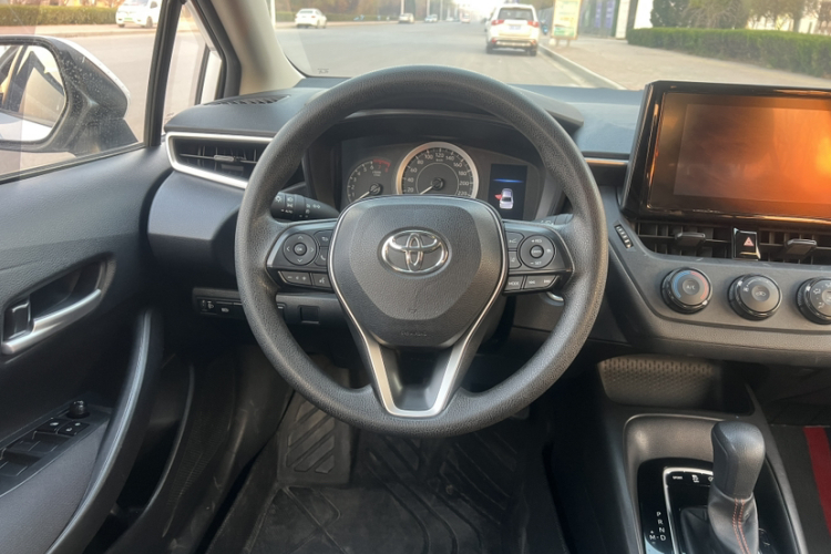 丰田 卡罗拉 2022款 1.2T S-CVT先锋PLUS版局部细节13