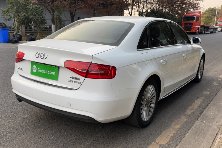 奥迪A4L 2016款 35 TFSI 自动舒适型车身外观6008