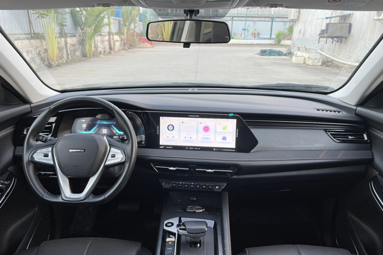 长安欧尚X7 PLUS 2022款 1.5T 蓝鲸版自动Geeker领航型中控内饰7003