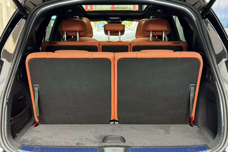 奔驰GLC 2023款 GLC 300 L 4MATIC 动感型 7座中控内饰7007