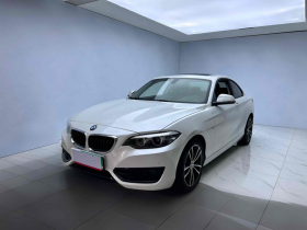 宝马2系(进口) 2018款 220i 运动设计套装