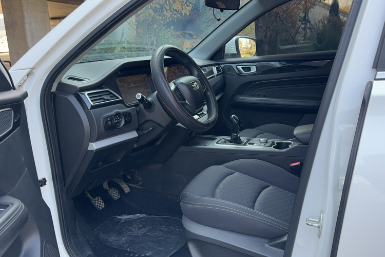 凯翼 炫界 2020款 改款 1.5L 手动悦中控内饰7001