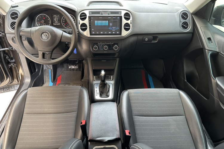 大众 途观 2016款 300TSI 自动两驱风尚版中控内饰7010