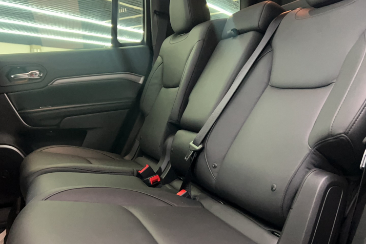 Jeep 大指挥官 2018款 2.0T 两驱进享版 国V中控内饰7001