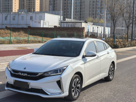 东风风神 奕炫 2021款 230T 自动荣耀版