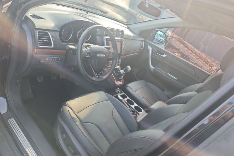 哈弗H6 2017款 红标 运动版 1.5T 手动两驱精英型局部细节19