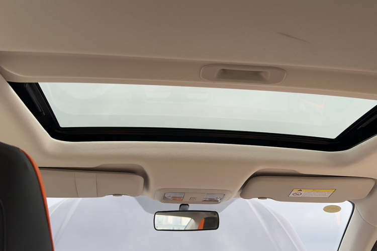 东风风神 奕炫 2023款 马赫版 1.5L 自动追影版局部细节22