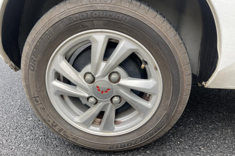 五菱汽车 宏光MINIEV 2021款 马卡龙臻享款 三元锂车身外观6007