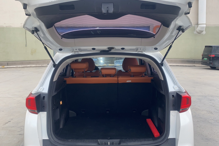 奇瑞 瑞虎7 2016款 2.0L CVT耀臻版局部细节23