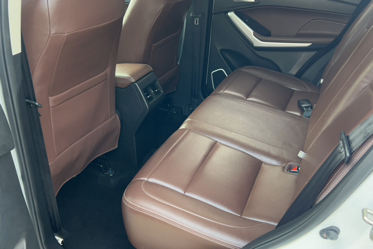 比速汽车 比速T3 2017款 1.3T CVT旗舰型中控内饰7004