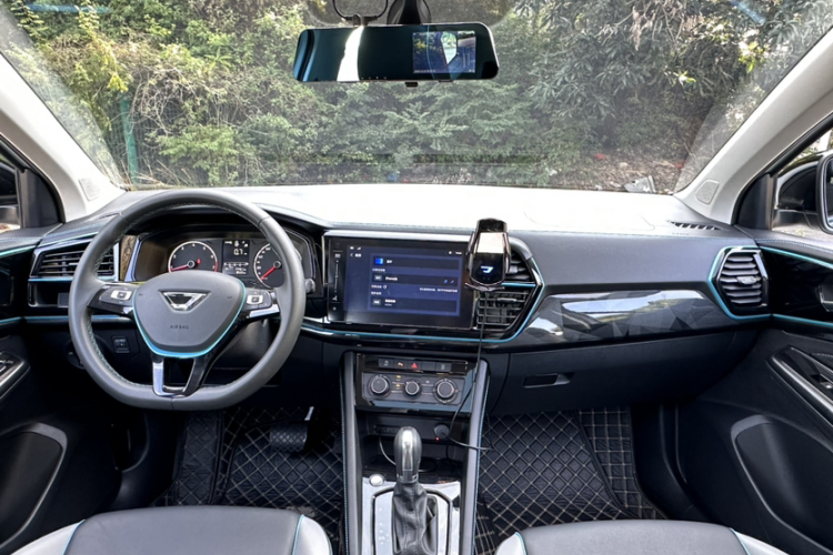 捷达VS5 2023款 280TSI 自动高光悦享型中控内饰7003