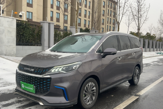 上汽大通MAXUS 大家5 2022款 1.3T PLUG IN 智享版 七座