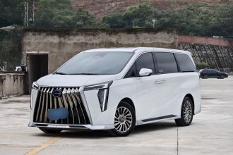 广汽传祺 传祺M8 2023款 宗师系列 双擎 至尊版